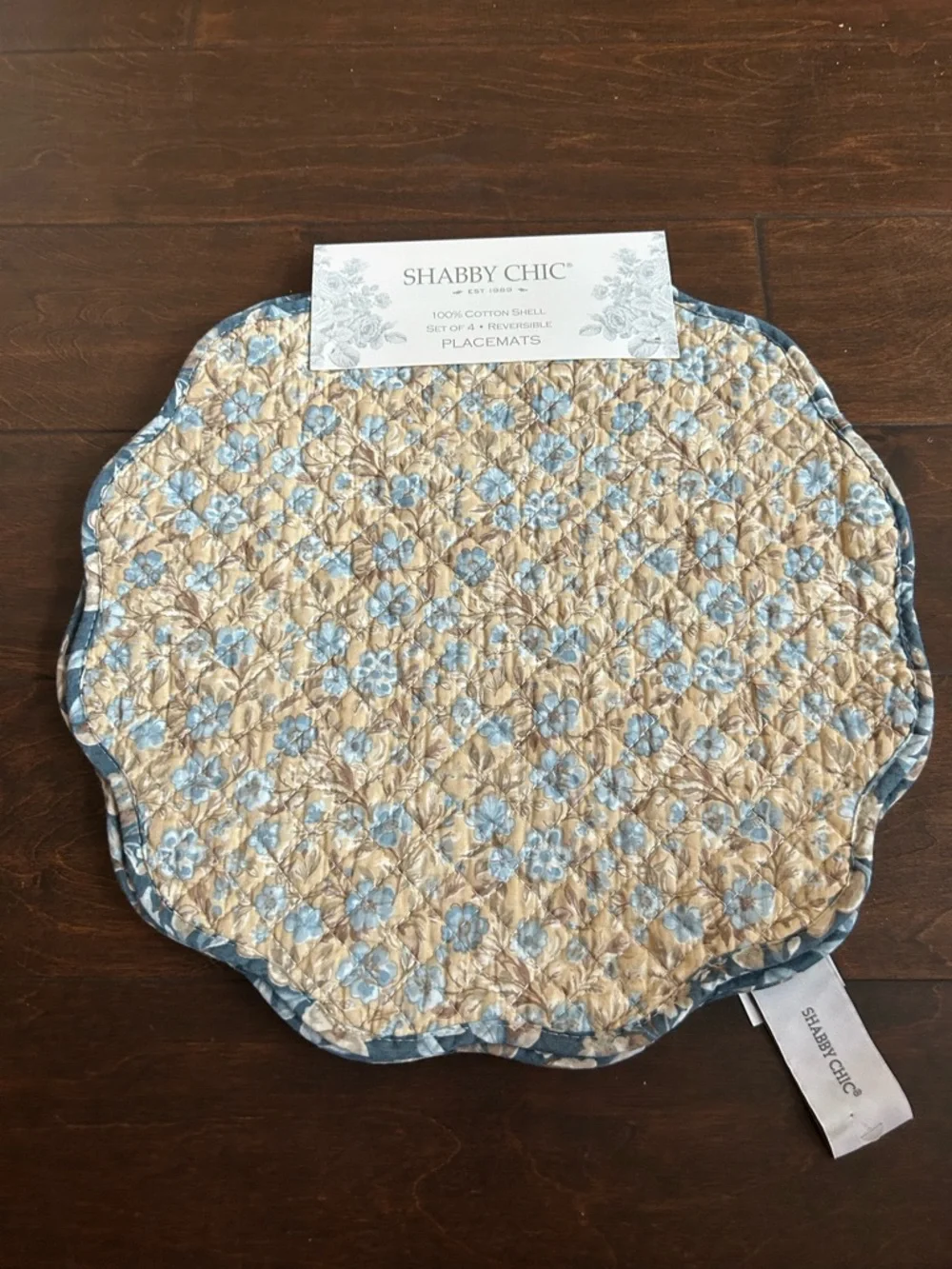 Shabby Chic Set Of 4 Quilted Placemats New Scalloped Floral Blue